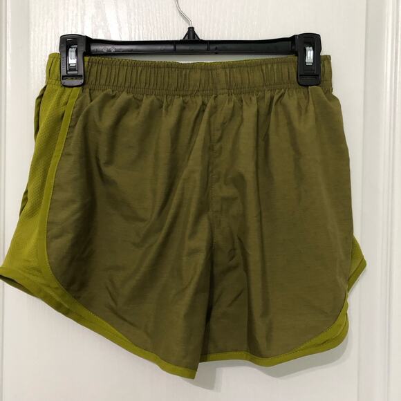 Nike Women's Small Dri-Fit Pull-On Athletic Shorts Olive Green NWT Workout Ready - Picture 4 of 7